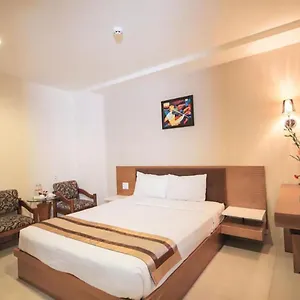 Hotel Bunny - Valentine - Bui Vien Street, Ho Chi Minh City